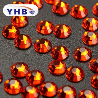 China Hot Fix Flatback Glass Loose Rhinestones Rhinestones On Shoes 2mm Flatback Crystal Glass Sarees Indian Loose Rhinestones For Clothing for sale