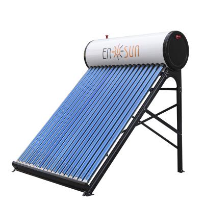 China Outdoor solar power water heater for bathing en venta