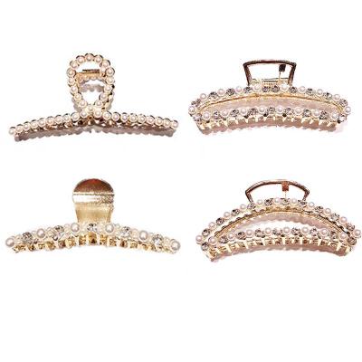 China Modern Fashion Large Metal Hair Claw Clips Pearl Rhinestone Hair Hook For Women Hair Accessories for sale