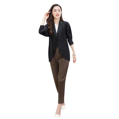 China Wholesale Tianbao 2022Spot new breathable sleeves in fashion jacket high quality temperament pleated jacket for sale