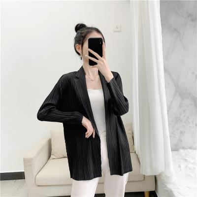 China Tianbao QUICK DRY autumn high quality comfortable young women pleated loungewear shirt cardigan wholesale stain for sale