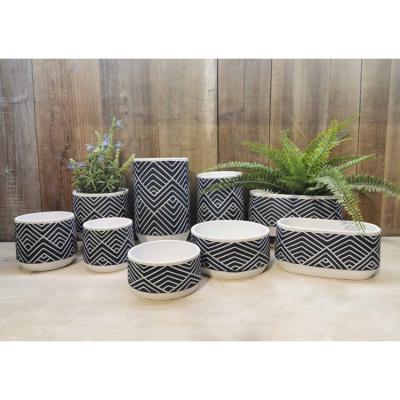 China 2022 New Style Round Garden Furniture Cement Flower Vase Large Flower Pots Planter Cement Vase for sale