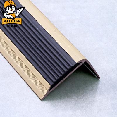 China Contemporary curved gold photoluminescent aluminum non slip stair flair bullnose for sale