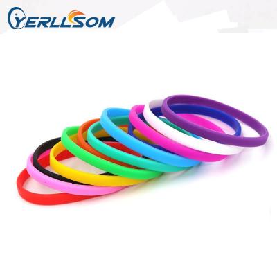 China Yerllsom CLASSIC High Quality Thin White Silicone Bands Wristbands For Promotional Gifts Y22050601 for sale