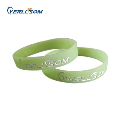 China Yerllsom 2018 Stylish High Quality Hot Selling Customized Personal Ink Filled Wristbands Rubber Silicone For Events Y031704 for sale