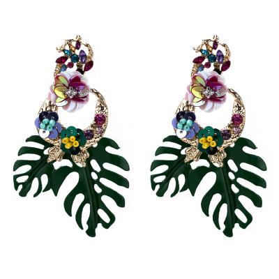 China CLASSIQUE 2021 Fashion Gold Flower Sequined Flower Stud Earrings Bohemian Silver Alloy Earrings For Women for sale