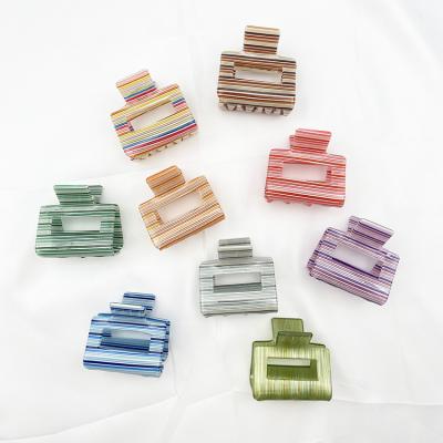 China New Fashion Design Acrylic Hair Clip Colorful Acrylic Striped Hair Claws for sale