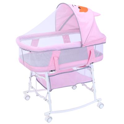 China Lightweight And Easy To Assemble Beautiful Newborn High End Multifunctional Crib Three-in-One Crib for sale