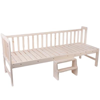 China Modern and Simple Factory Price Quilting Newborn Wooden Crib Baby Crib for sale