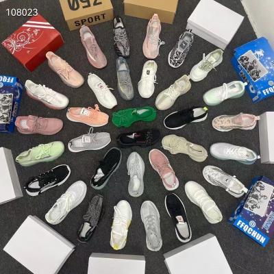 China Wholesale Fashion 2023 Trend Trainers Woman Sneakers Sport Running Shoes Flykint Tennis Shoes for sale