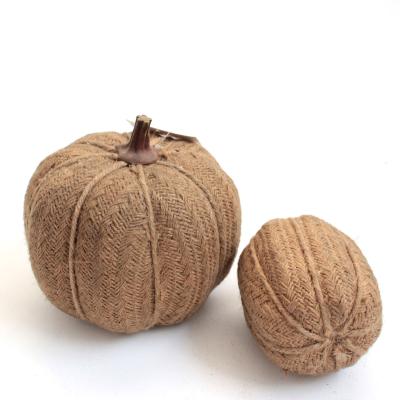 China Artificial Indoor Outdoor Decoration Thanksgiving Burlap Twine Moss Pumpkins Decoration for sale