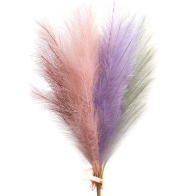 China Home Decotation Short Length Artificial Fluffy Pampas Grass Bouquet for sale