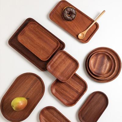 China Sustainable Wood Dinner Plates for Eating Wooden Round Charcuterie Boards Serving Platters for Food for sale