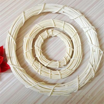 China White Country Christmas Rattan Ring Rattan Wreath For Festivals Shop Window Wreath Hanging Decorations for sale