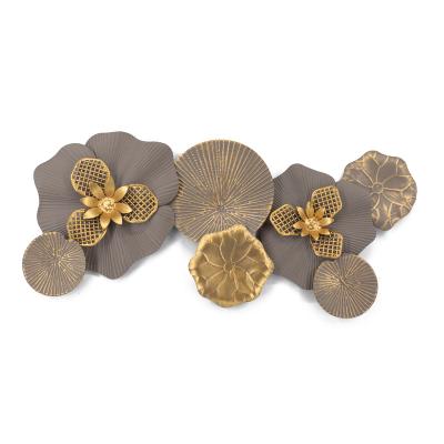 China Studio Decor Accessories CHINESE Art Products Metal Flower Floral Modern Home Wall Art Gold for sale