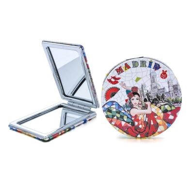 China High Quality Lighted Mini Round Portable Mini Pocket Mirror, Portable Hand Held Cosmetic Mirror for sale