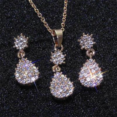 China Noble Shining Crystal Necklace Earring Jewelry Set Elegant Women Gold Fashion Solid Cute Pink Romantic Christmas Gift for sale