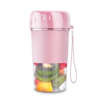 China Mini Blender Electric Portable Mini Fruit Squeezer 300ML USB Personal Filling Juicer Light and Convenient for sale