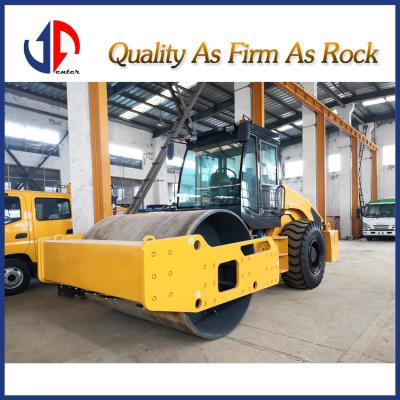 China SINGLE DRUM VIBRATORY ROLLER JA616 for sale