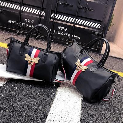 China High Quality Water Proof Large Capacity Hand Luggage Bee Bag Women Weekend Travel Duffel Bag Canvas Waterproof Traveling Handbag for sale