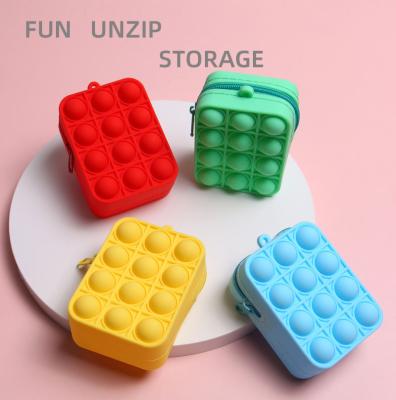 China Fashion Pop Figet Toys Coin Clips Mini Soft Silicone Wallet Push Mini Soft Silicone Wallet Push Bubble Bags Kids Gift High Capacity Zipper Package for sale