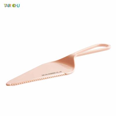 China Disposable For Birthday And Party Cake Flat Disposable Plastic Cutting Knife for sale