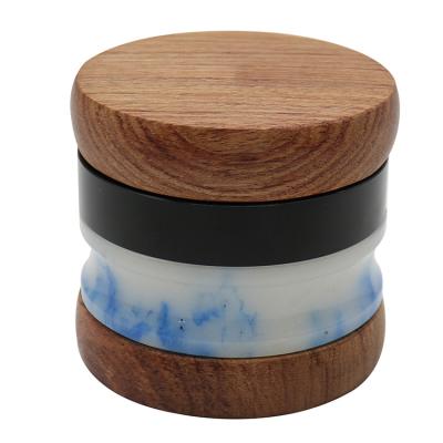 China Aluminum Alloy Metal Teeth Ready to Board Aluminum Herb Tobacco Metal Grinder with Quartz Stone Wood Top and Curved Body for sale