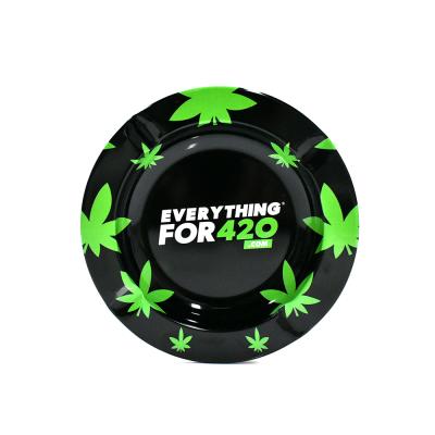 China High Quality Custom Printing Smoking Round Tray Metal Ashtray Portable Tin Smoking Ashtray Metal Rolling Accessories for Smoking for sale