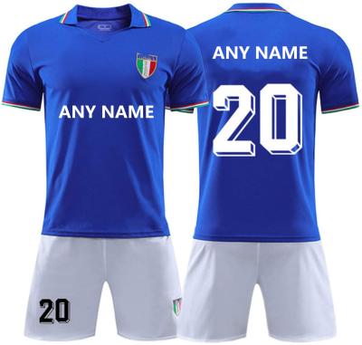 China Shirts & Complete OEM Custom Soccer Jersey Set 2021 Men's Soccer Jersey New Model United Football Team Shirt Italy Soccer Jersey for sale