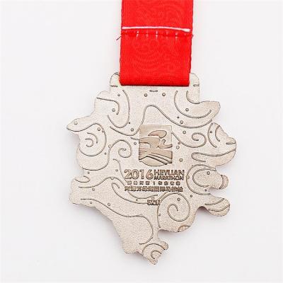 China Diqutese Unique Design Logo Spinner Sports Medallion 3D Metal Cavity Custom Enamel Sports Marathon Custom Spinning Medal For Souvenir for sale