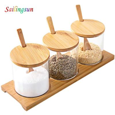 China Various viable capacity with bamboo handmade glass pyrex pot tray and spoon lid set for sale