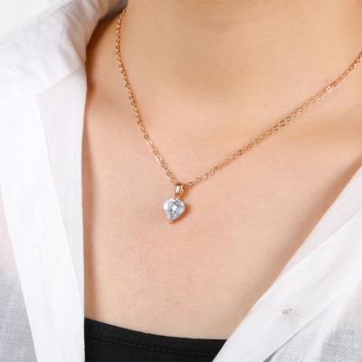 China Fashion Custom Tasty Charm Gold Chain Plated Women's Jewelry Love Couple Statement Necklace With Heart Pendant for sale