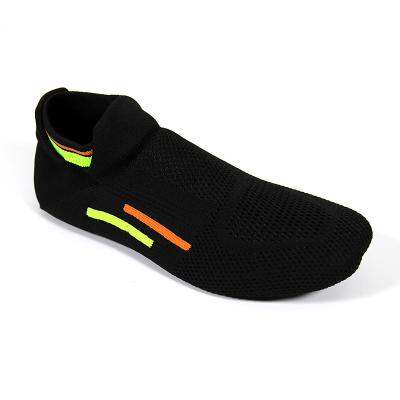 China 2021 New Breathable Socks Breathable And Comfortable Polyester Stretch Shoe Top Fly Knit Materials Booties Upper Men for sale