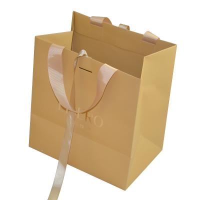 China Factory Direct Sale Biodegradable Small Shopping Bags Gift Paper Bag Manufacturer for sale