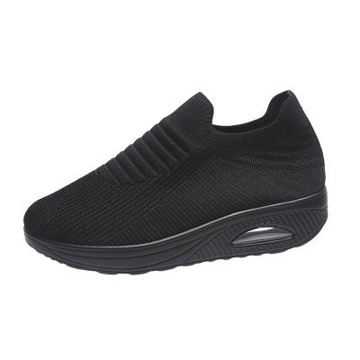 China 2021 Breathable TPR Sports Shoes Women Sports Shoes Mesh Casual Fashion Novel Running Shoes 36-45 for sale