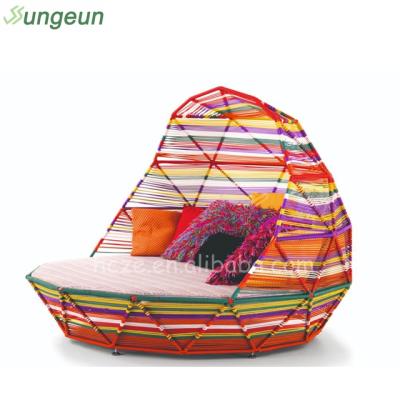 China Outdoor Waterproof Hotel Garden Bed Daybed Folding Sun Bed Rope Furniture Sun Sofa for sale