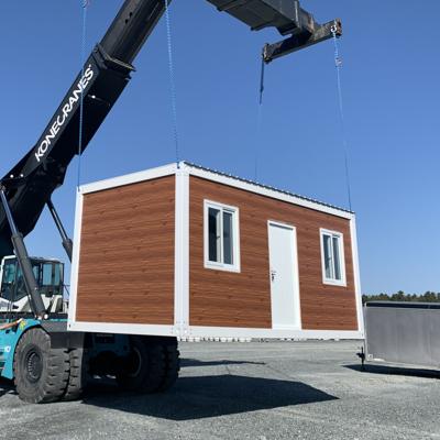 China Mini Garden Foldable Portable Prefabricated Modern Stackable Prefab Container Homes Tiny Modular Sandwich Panel House for sale