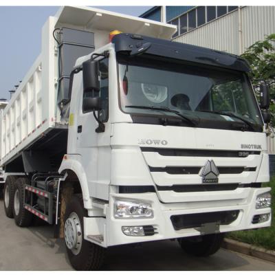 China Hot Sale SINOTRUK HOWO 6X4 336HP Dump Truck With Big Bucket And Front Hoist White Color > 8L for sale