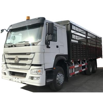 China SINOTRUK HOWO 6X4 371HP 28T CARGO TRUCK WITH SIDE BARRIER ZZ1257N5841W 11900*2500*3850 for sale