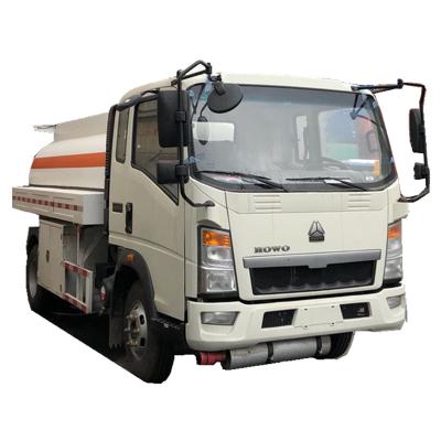 China SINOTRUK HOWO 4X2 95HP 5000L FUEL TANKER TRUCK MODEL ZZ1047D3413C145 1-10T for sale