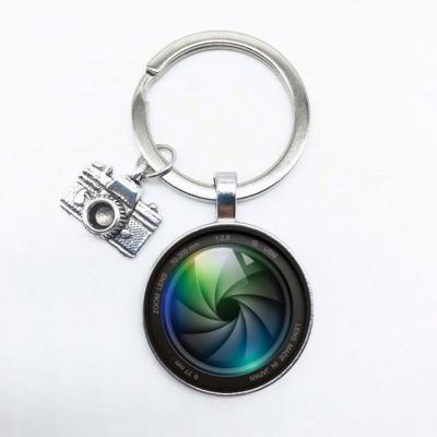 China CM01 Fashionable Popular Camera Key Chain Pendant With SLR Lens Photographer SLR Enthusiast Personality Jewelry Chain Key Gift Between Friends for sale