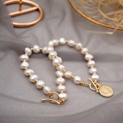 China FASHIONABLE 18K Gold Plated Tasty Natural Baroque Freshwater Pearl Bracelet Real Pearl Brass Beaded Freshwater Pearl Bracelet for sale