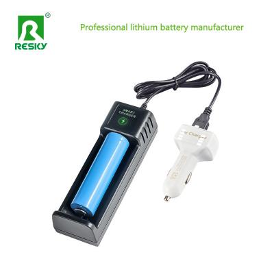 China Single Slot oplaadbare batterij oplader 4.2V USB Smart voor Li-ion 18650 batterij Te koop