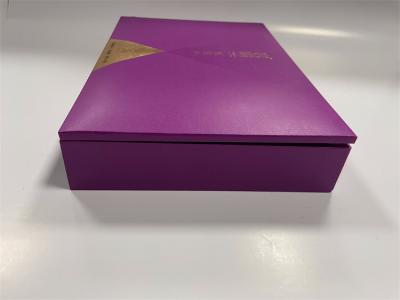 China Rectangular Gift Wrapping Box Purple Custom Magnetische sluitdoos Te koop