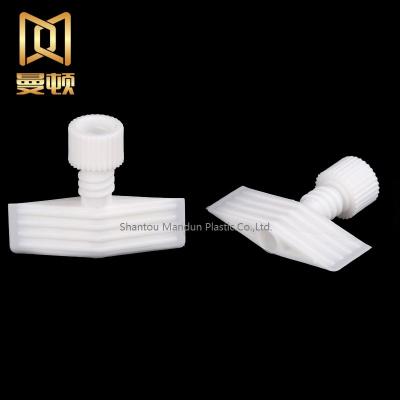 China Non Spill Mandun High Quality Lids Plastic Screw Cap 5mm For Skin Care Or Cosmetics Nozzle Plastic Spout And Cap for sale