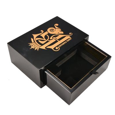 China China Hot Sale Luxury Wooden Perfume Box Packaging for sale