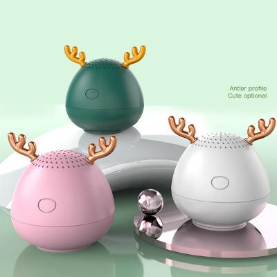 China Creative BT New AirPlay 2021 Cartoon Antlers Small Wireless Mini Speaker Subwoofer Mobile Speaker for sale