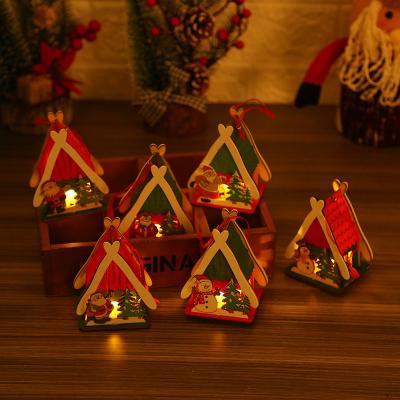 China 2021 Green Environmental Protection Christmas Gifts Night Light Cabin Christmas Decorations Christmas Cabin With Lights for sale