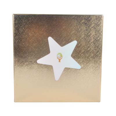 China 2022 Wholesale Materials New Arrival Christmas Greeting Card Gift Box Recycled Fancy Gold Boxes for sale