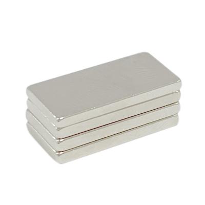 China Xlmagnet Industrial Super Strong Neodymium Magnet Thin Magnetic Sheet Magnets for sale